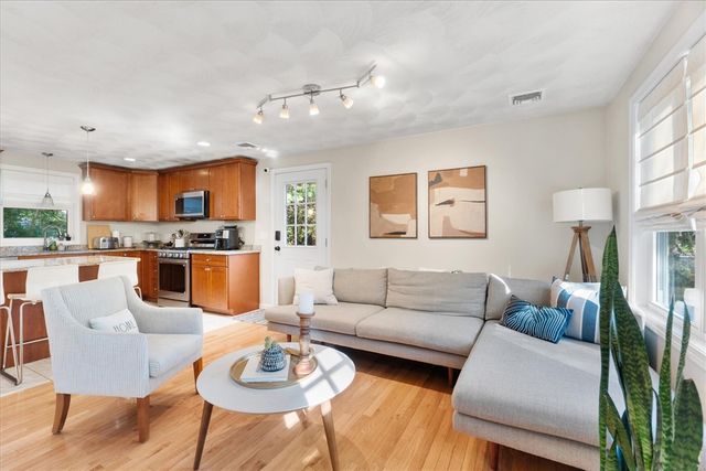 47 Smith Avenue, Smithfield, RI 02828