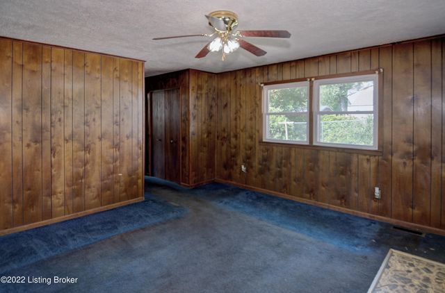 2405 Elmore St, Louisville, KY 40216