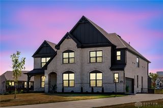 5944 Round Hill Court, Springboro, OH 45066