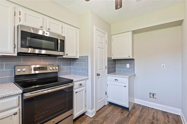 2793 Wood Hollow Drive, League City, TX 77573