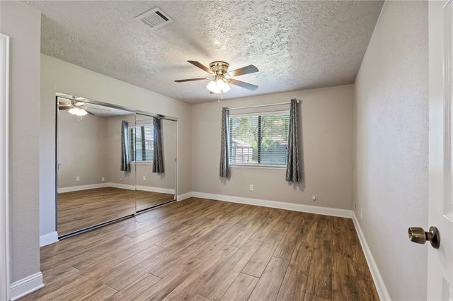 2793 Wood Hollow Drive, League City, TX 77573