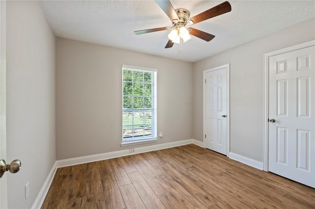 2793 Wood Hollow Drive, League City, TX 77573