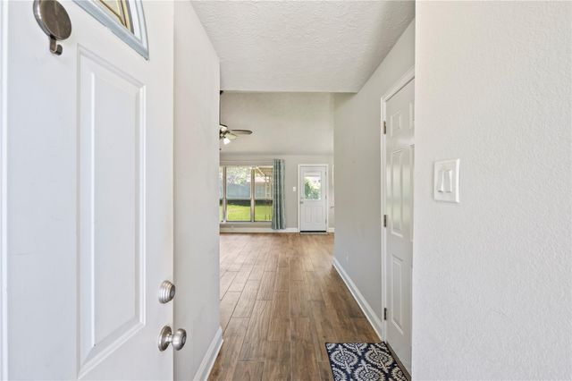 2793 Wood Hollow Drive, League City, TX 77573