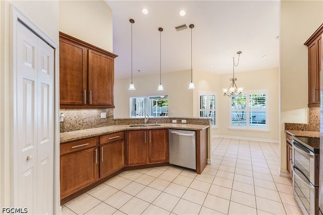 2621 Hawks Preserve DR, Fort Myers, FL 33905
