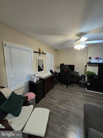 120 N HIGH ST, Martinsburg, WV 25404