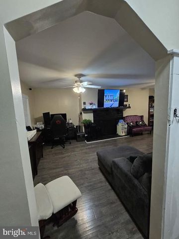 120 N HIGH ST, Martinsburg, WV 25404