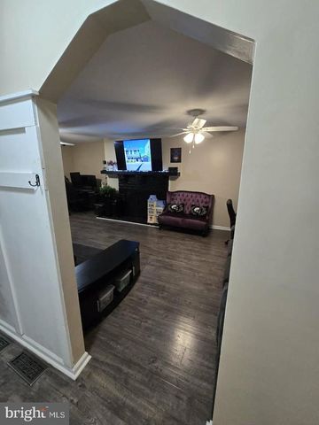 120 N HIGH ST, Martinsburg, WV 25404