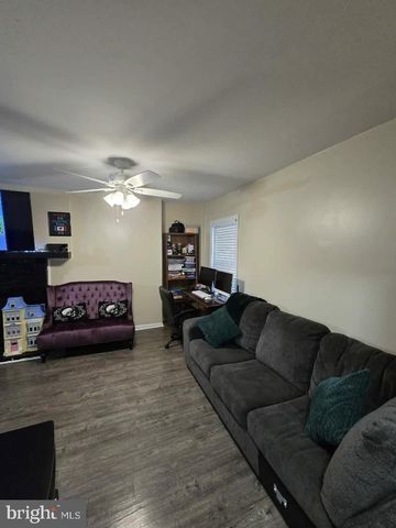 120 N HIGH ST, Martinsburg, WV 25404