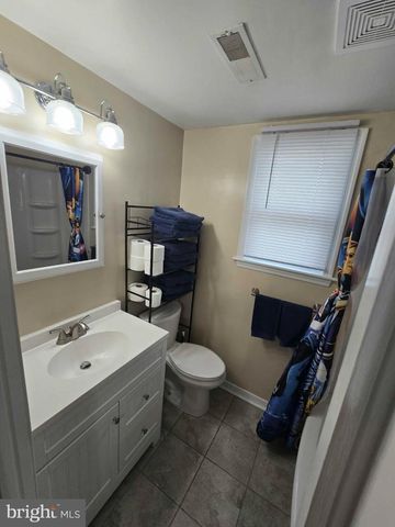 120 N HIGH ST, Martinsburg, WV 25404