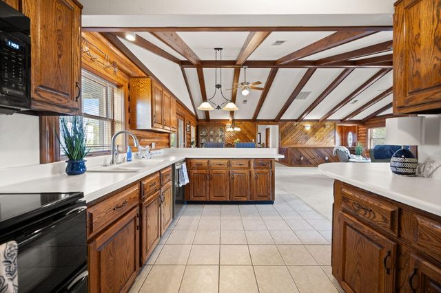 59 Green Hill Way, Monticello, KY 42633