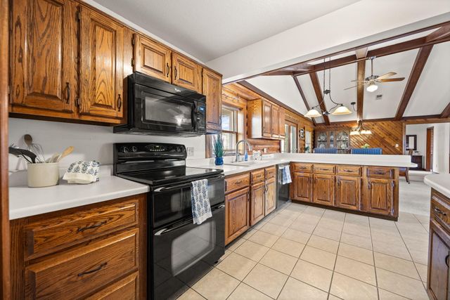 59 Green Hill Way, Monticello, KY 42633