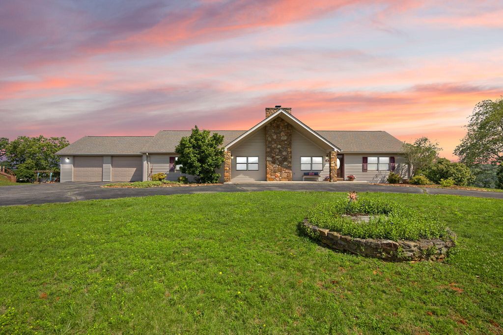 59 Green Hill Way, Monticello, KY 42633