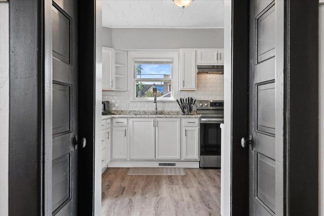 513 2ND STREET, Menasha, WI 54952