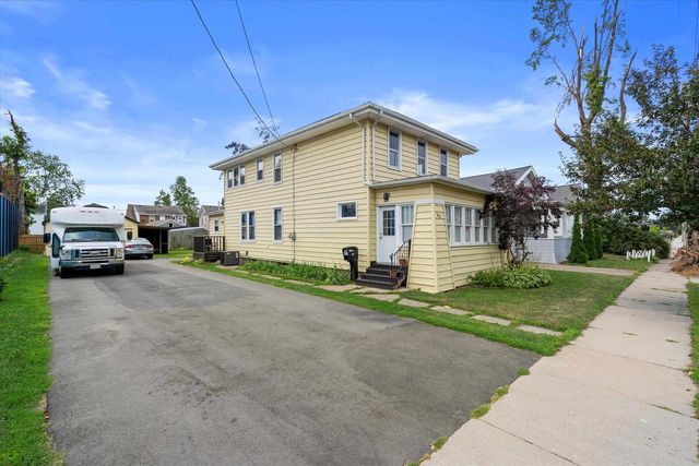 513 2ND STREET, Menasha, WI 54952