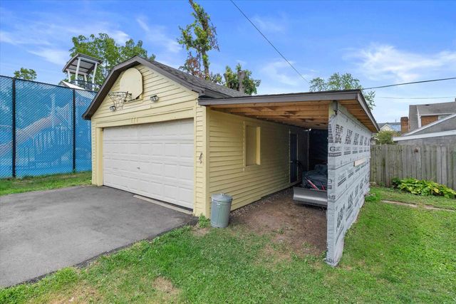 513 2ND STREET, Menasha, WI 54952