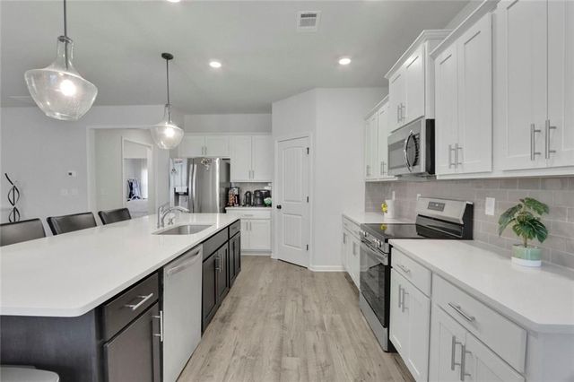 736 Brookshire Court, Monroe, GA 30655