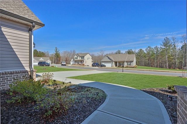 736 Brookshire Court, Monroe, GA 30655