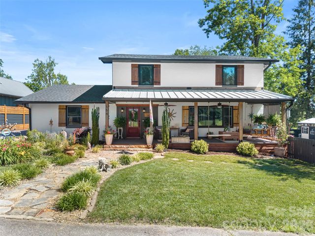 154 White Oak Lane, Brevard, NC 28712