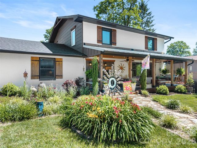 154 White Oak Lane, Brevard, NC 28712