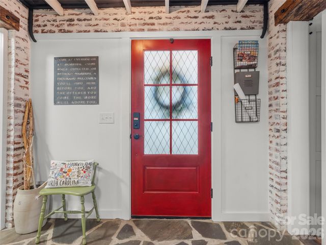 154 White Oak Lane, Brevard, NC 28712