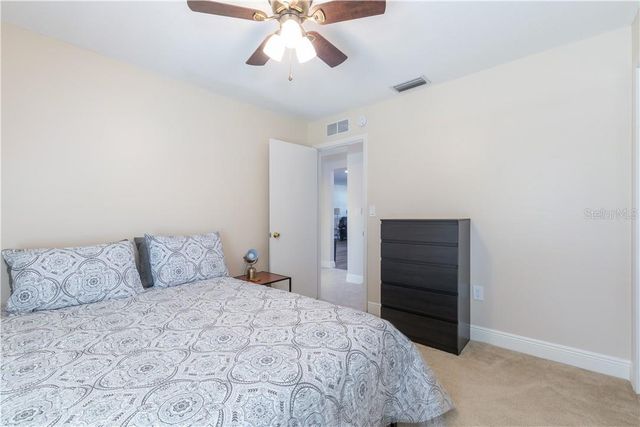 4711 RIDGE POINT DRIVE, Tampa, FL 33624