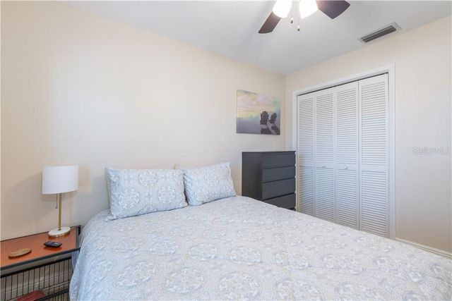 4711 RIDGE POINT DRIVE, Tampa, FL 33624