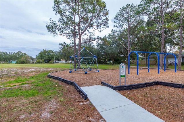 4711 RIDGE POINT DRIVE, Tampa, FL 33624