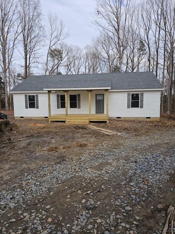 2 Cedar Bluff Lane, Hardy, VA 24101