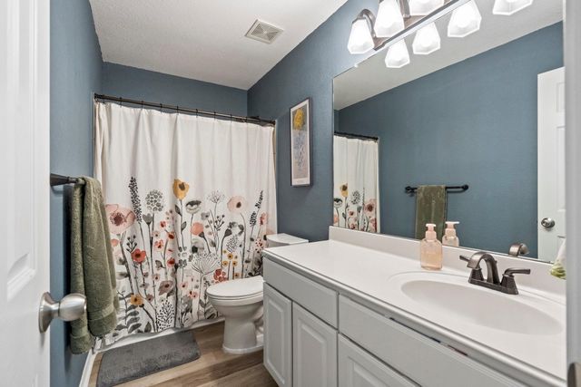 7815 Koloa River Court, Houston, TX 77040