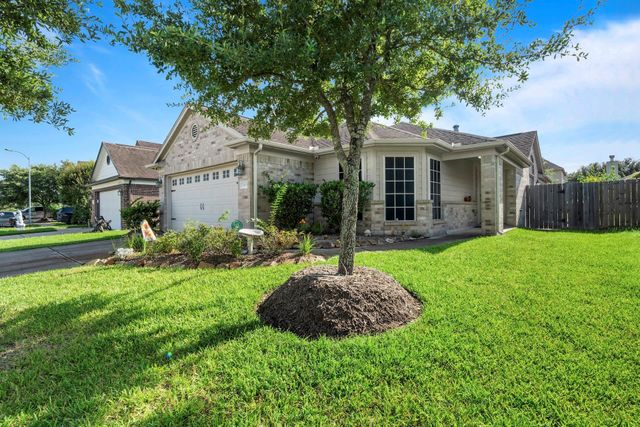 7815 Koloa River Court, Houston, TX 77040