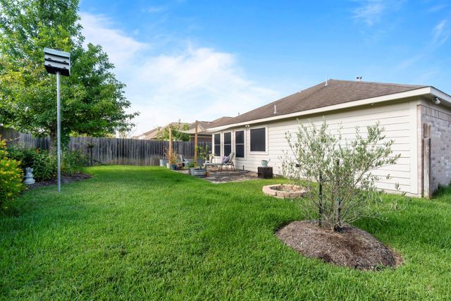 7815 Koloa River Court, Houston, TX 77040