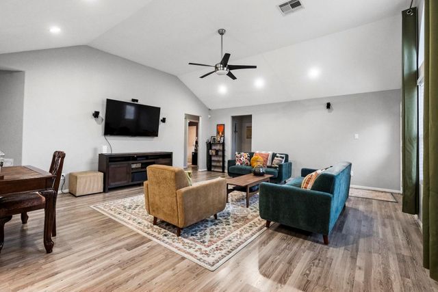 7815 Koloa River Court, Houston, TX 77040