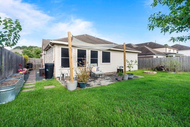 7815 Koloa River Court, Houston, TX 77040