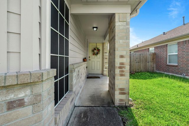 7815 Koloa River Court, Houston, TX 77040
