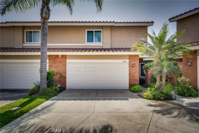 7962 Southwind, Huntington Beach, CA 92648