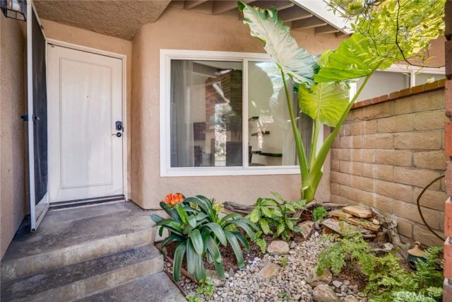 7962 Southwind, Huntington Beach, CA 92648