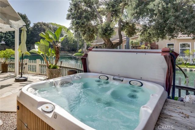 7962 Southwind, Huntington Beach, CA 92648