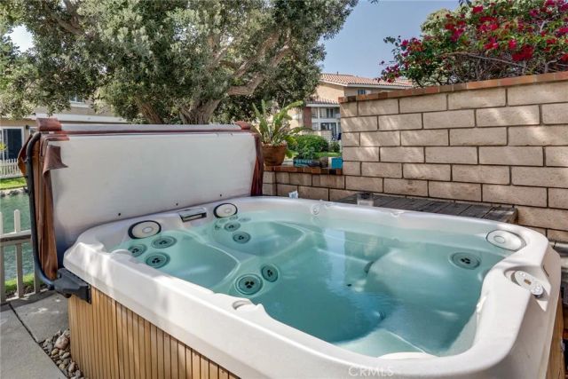 7962 Southwind, Huntington Beach, CA 92648