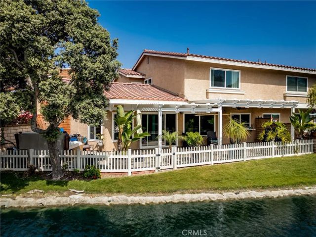 7962 Southwind, Huntington Beach, CA 92648