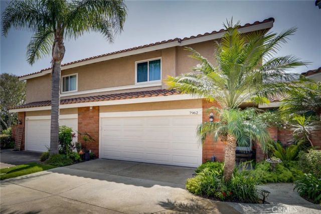7962 Southwind, Huntington Beach, CA 92648