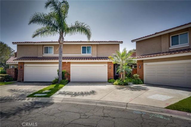 7962 Southwind, Huntington Beach, CA 92648