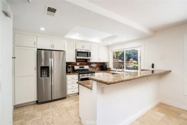 7962 Southwind, Huntington Beach, CA 92648