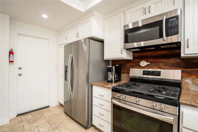 7962 Southwind, Huntington Beach, CA 92648