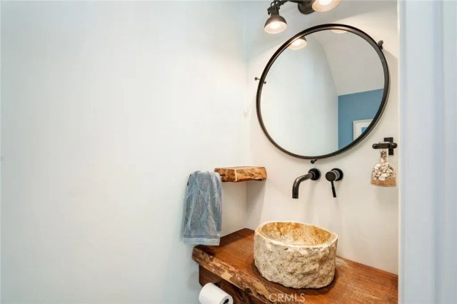 7962 Southwind, Huntington Beach, CA 92648