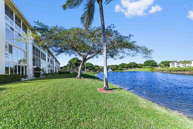 2905 Victoria Place K3, Coconut Creek, FL 33066