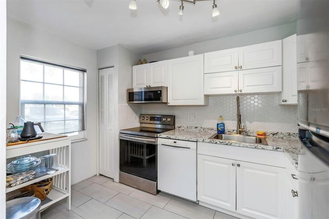 1900 68TH STREET N 110, St Petersburg, FL 33710