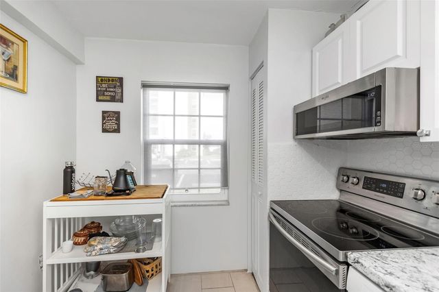 1900 68TH STREET N 110, St Petersburg, FL 33710