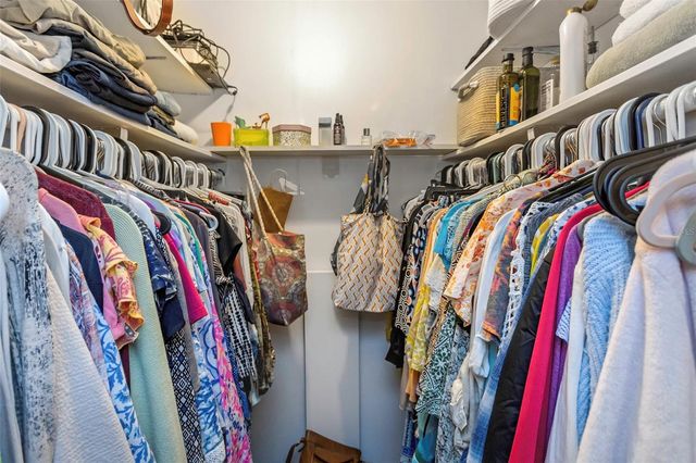 1900 68TH STREET N 110, St Petersburg, FL 33710