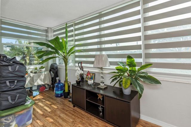 1900 68TH STREET N 110, St Petersburg, FL 33710