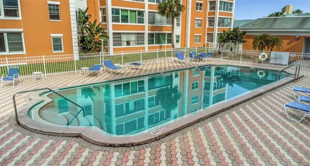 1900 68TH STREET N 110, St Petersburg, FL 33710